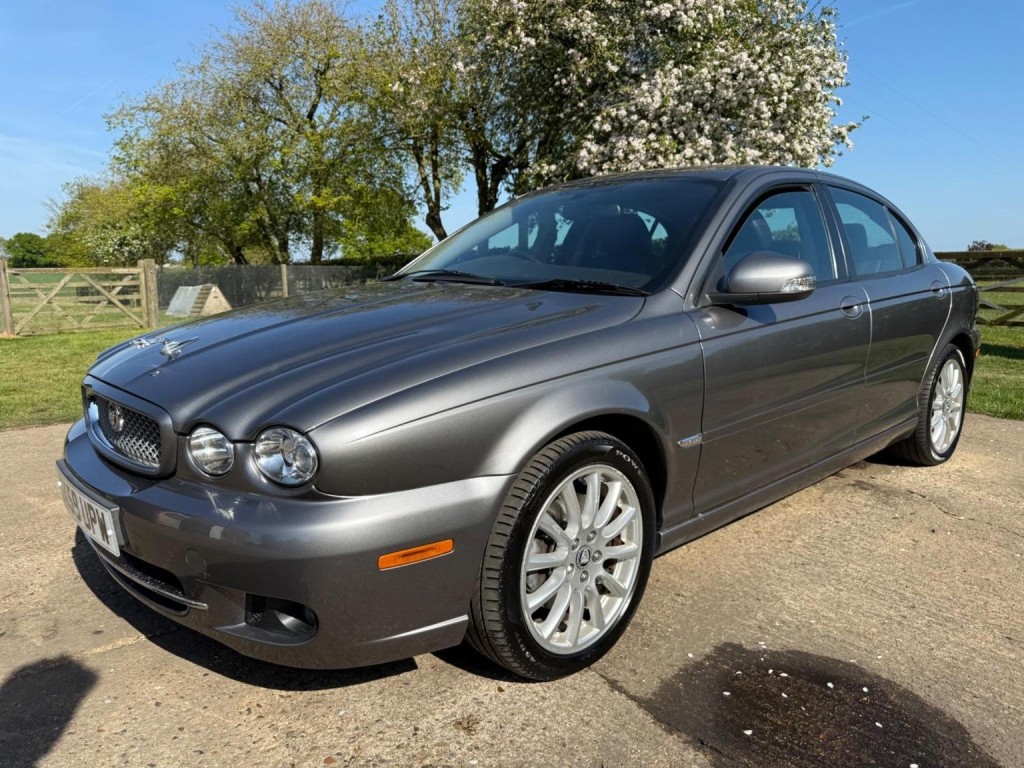 JAGUAR X-TYPE
