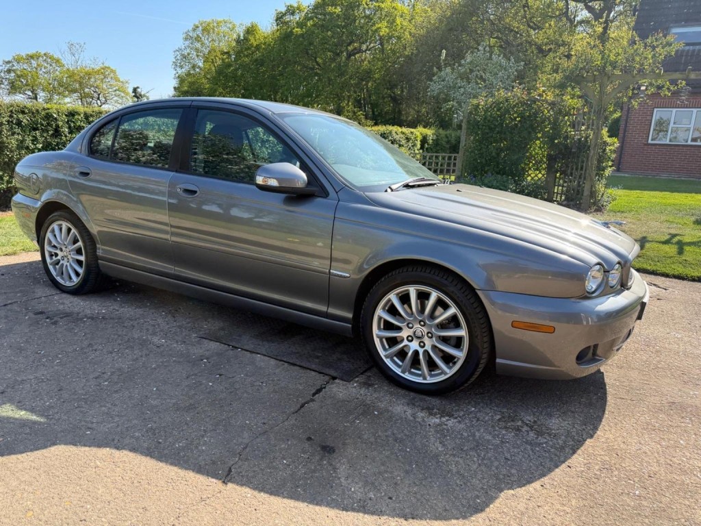 JAGUAR X-TYPE