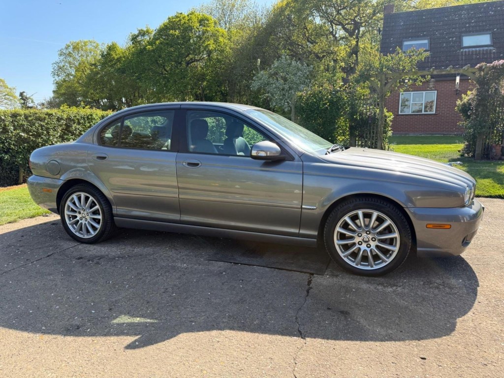 JAGUAR X-TYPE