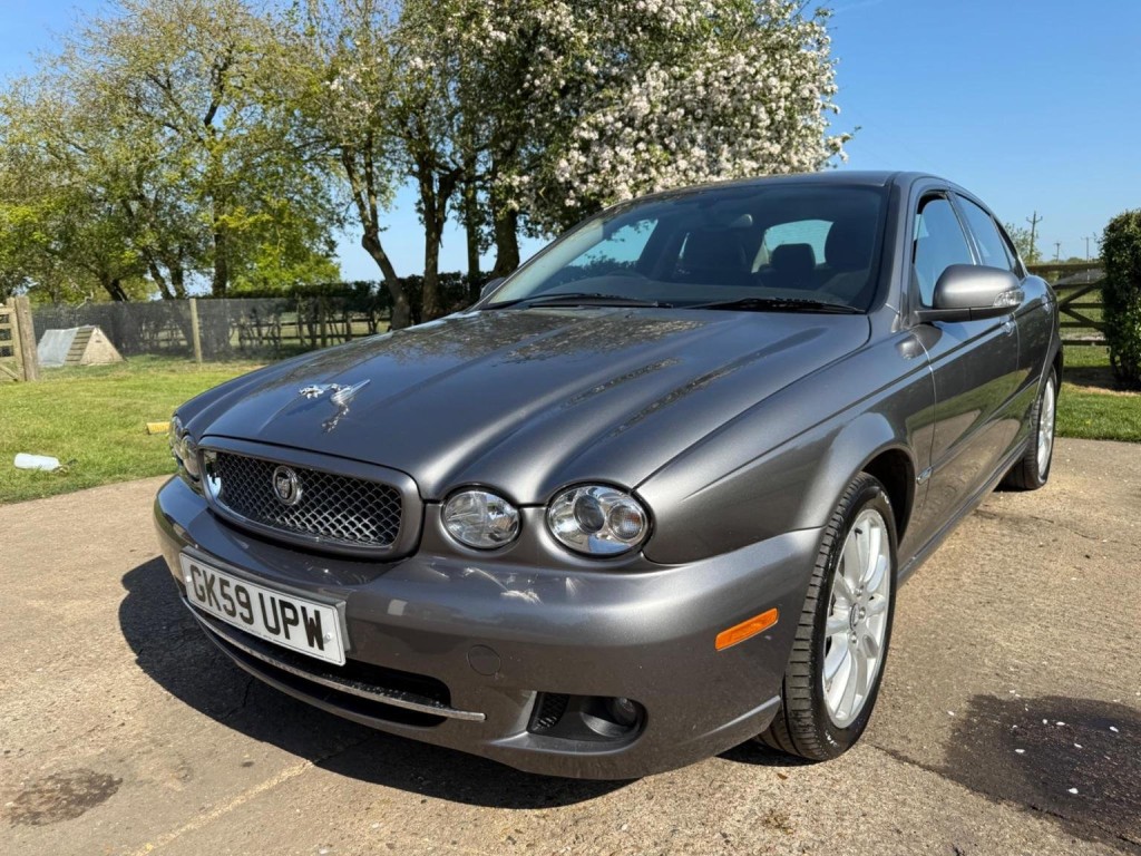 JAGUAR X-TYPE