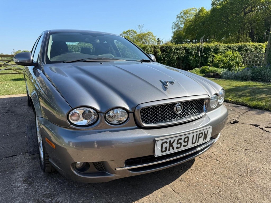 JAGUAR X-TYPE