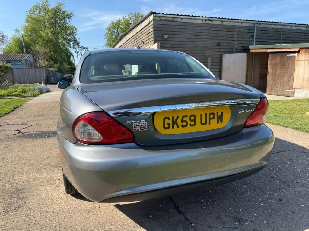 JAGUAR X-TYPE