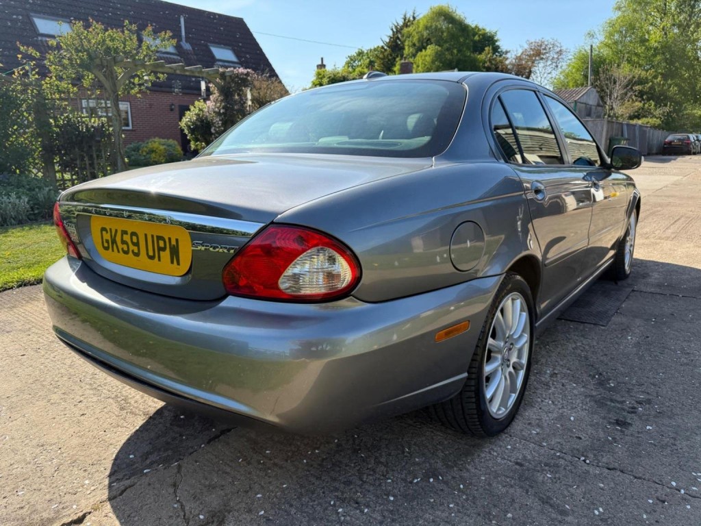 JAGUAR X-TYPE