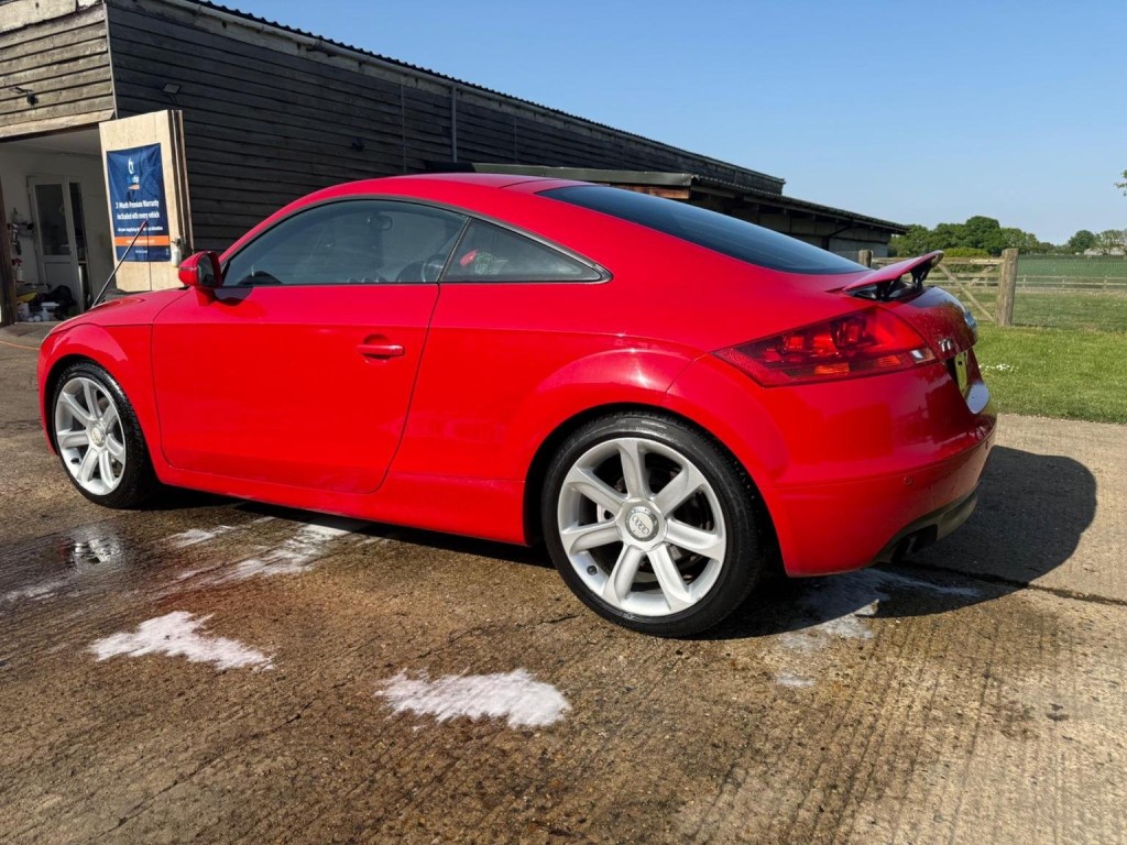 AUDI TT