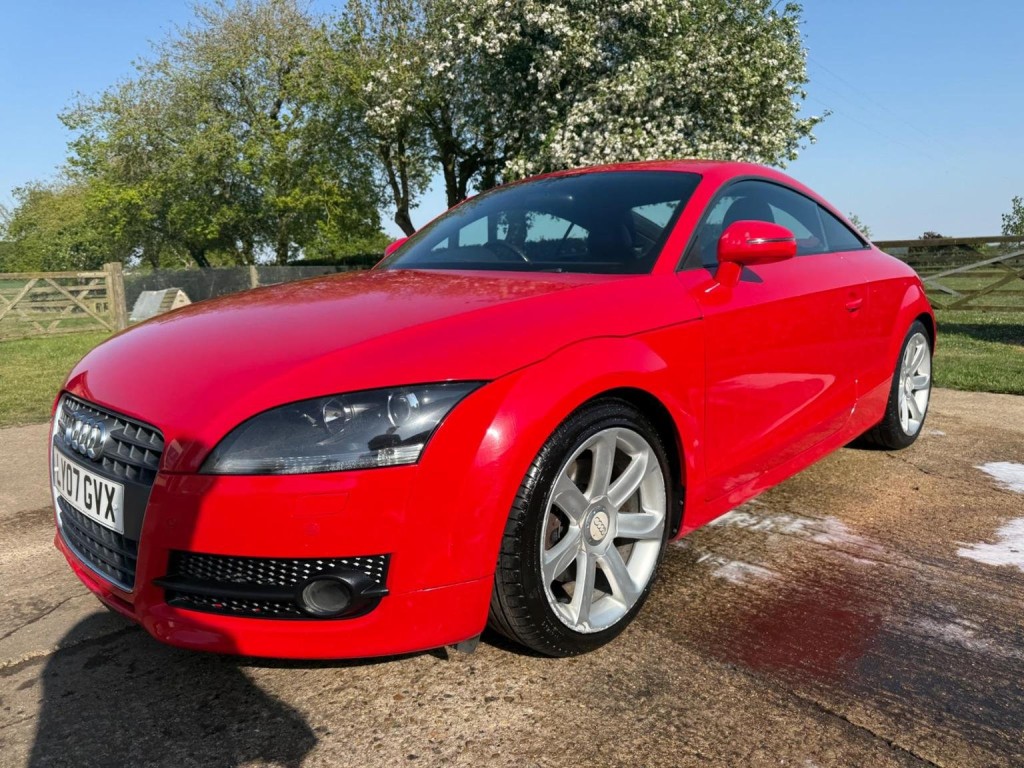 AUDI TT