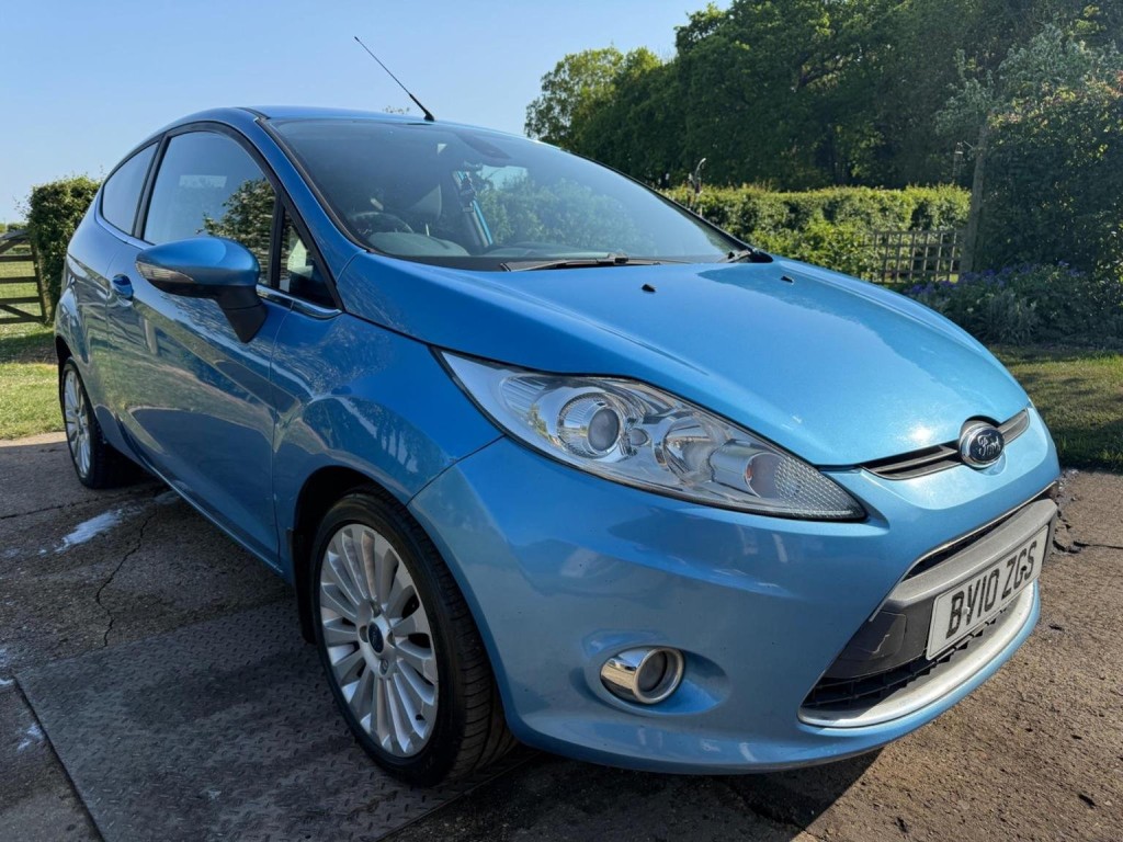 View FORD FIESTA 1.6 TDCi Titanium 3dr
