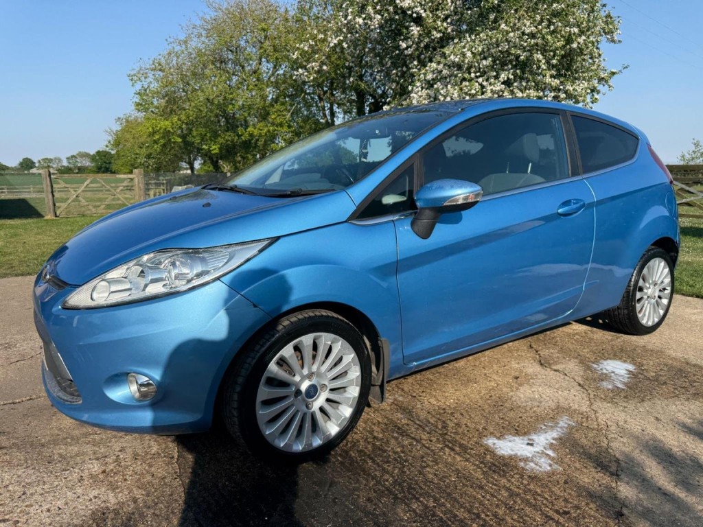 FORD FIESTA