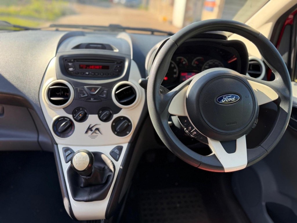 FORD KA