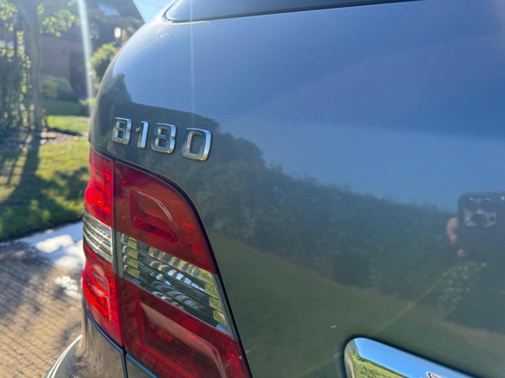 MERCEDES-BENZ B CLASS