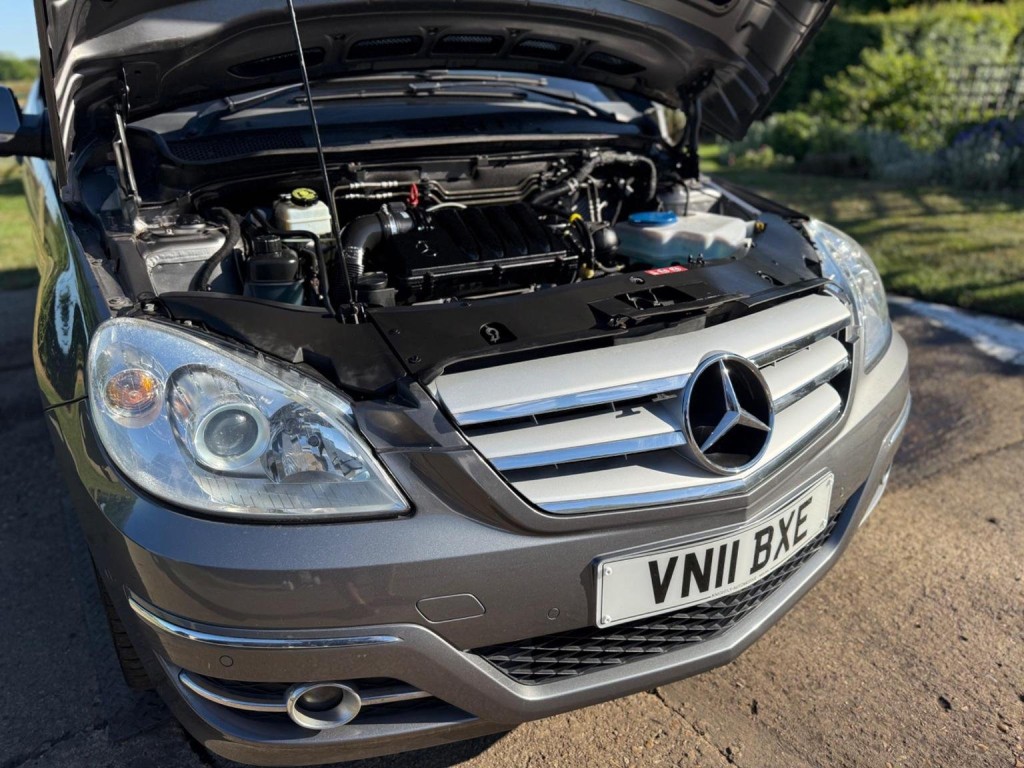 MERCEDES-BENZ B CLASS