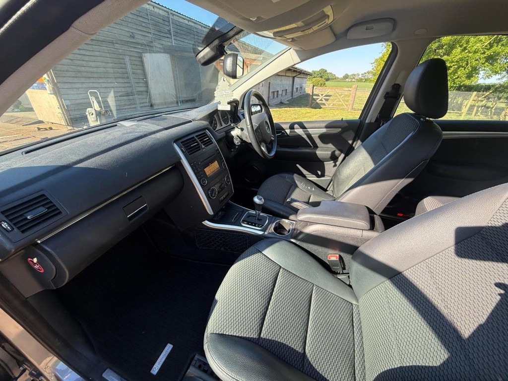 MERCEDES-BENZ B CLASS