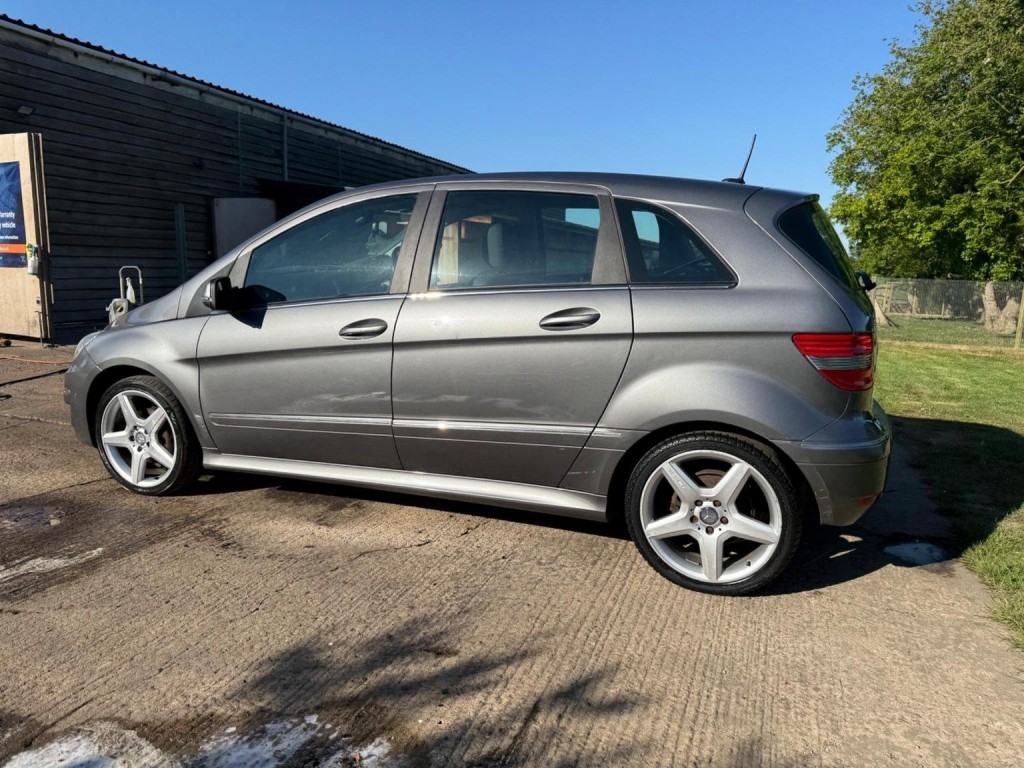 MERCEDES-BENZ B CLASS