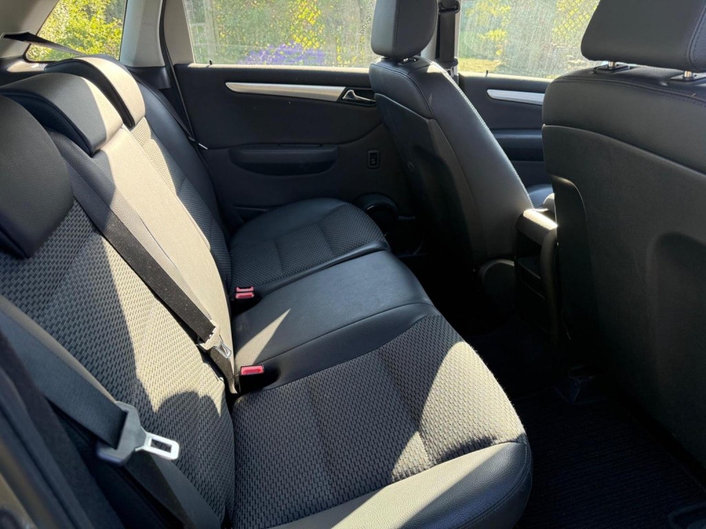 MERCEDES-BENZ B CLASS