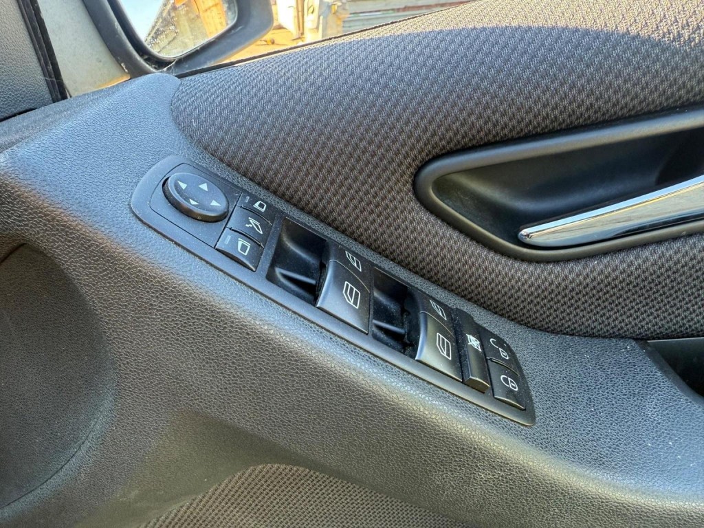 MERCEDES-BENZ B CLASS