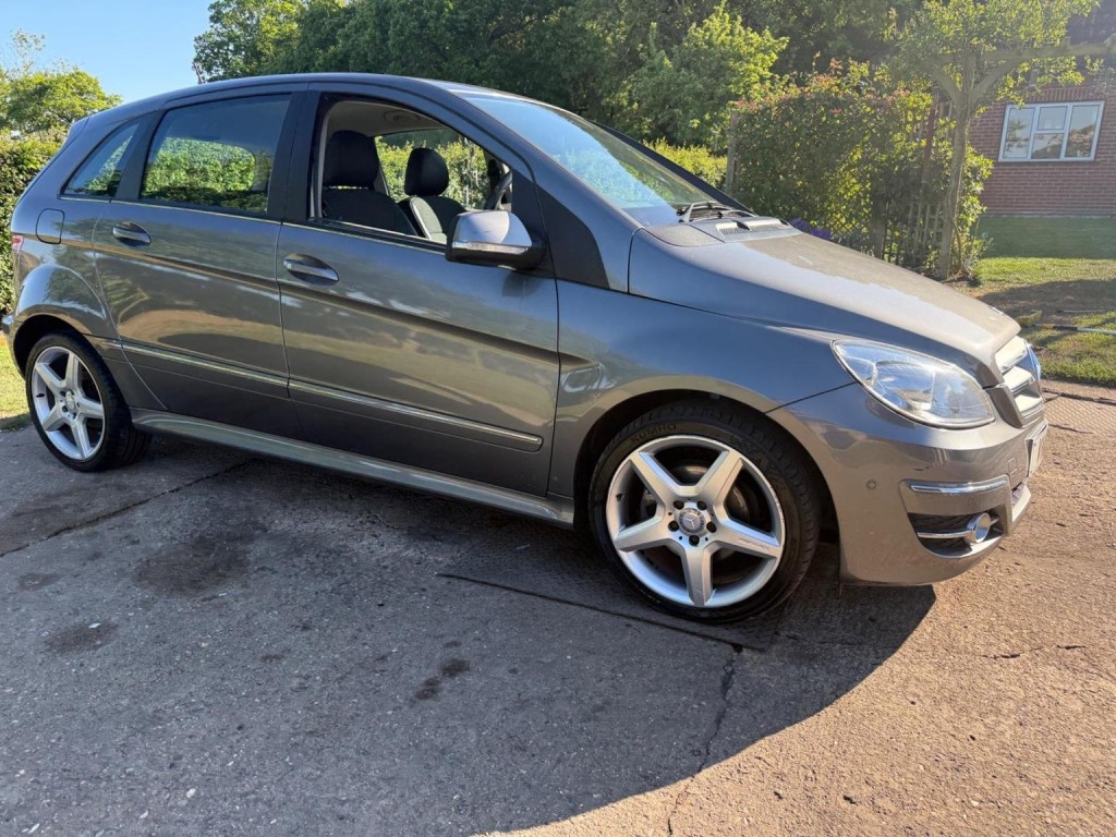 MERCEDES-BENZ B CLASS