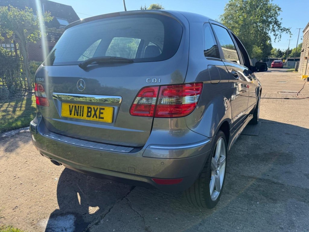 MERCEDES-BENZ B CLASS