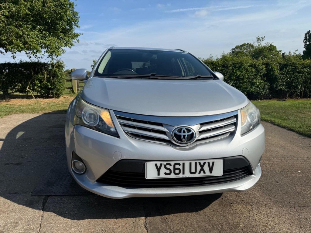 View TOYOTA AVENSIS 2.0 D-4D T4 Tourer Euro 5 5dr