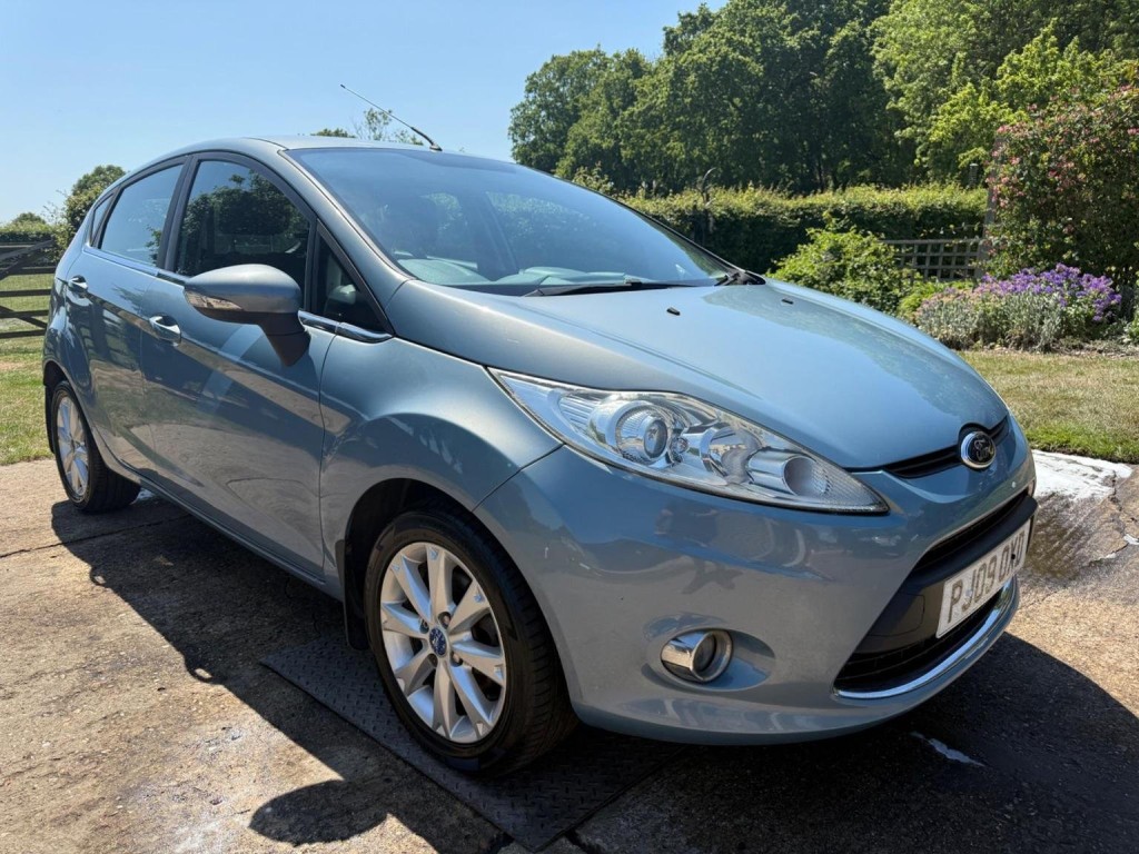 View FORD FIESTA 1.4 TDCi Zetec 5dr