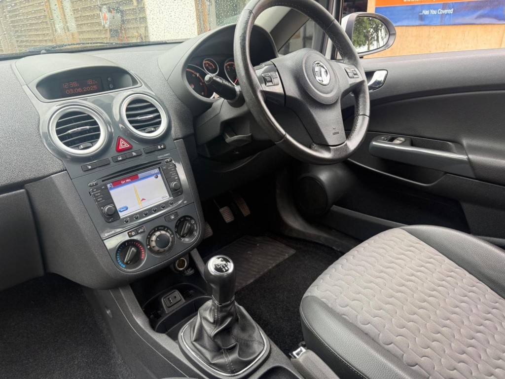 VAUXHALL CORSA