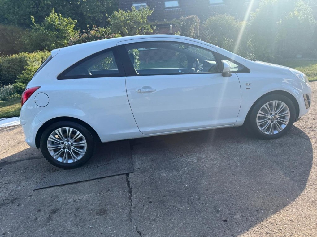 VAUXHALL CORSA