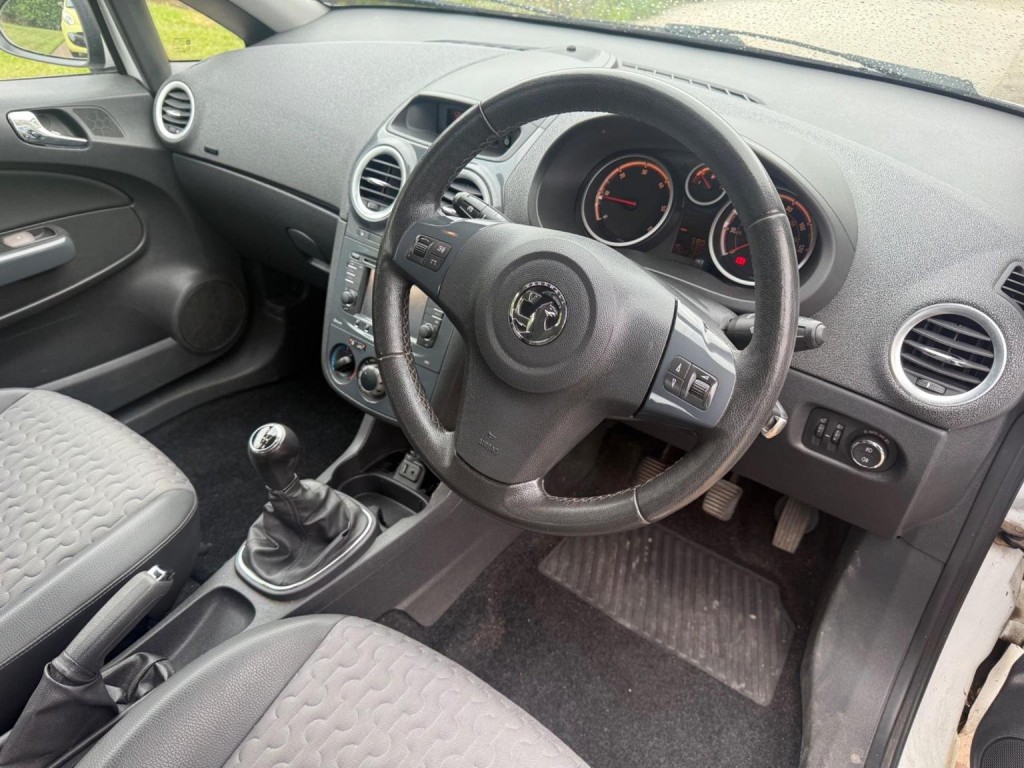VAUXHALL CORSA
