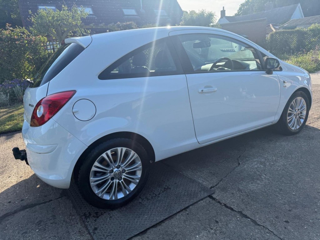 VAUXHALL CORSA
