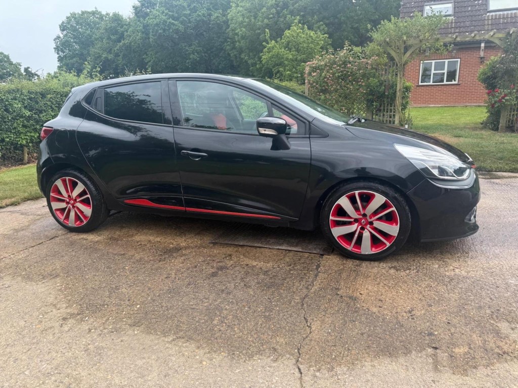 RENAULT CLIO