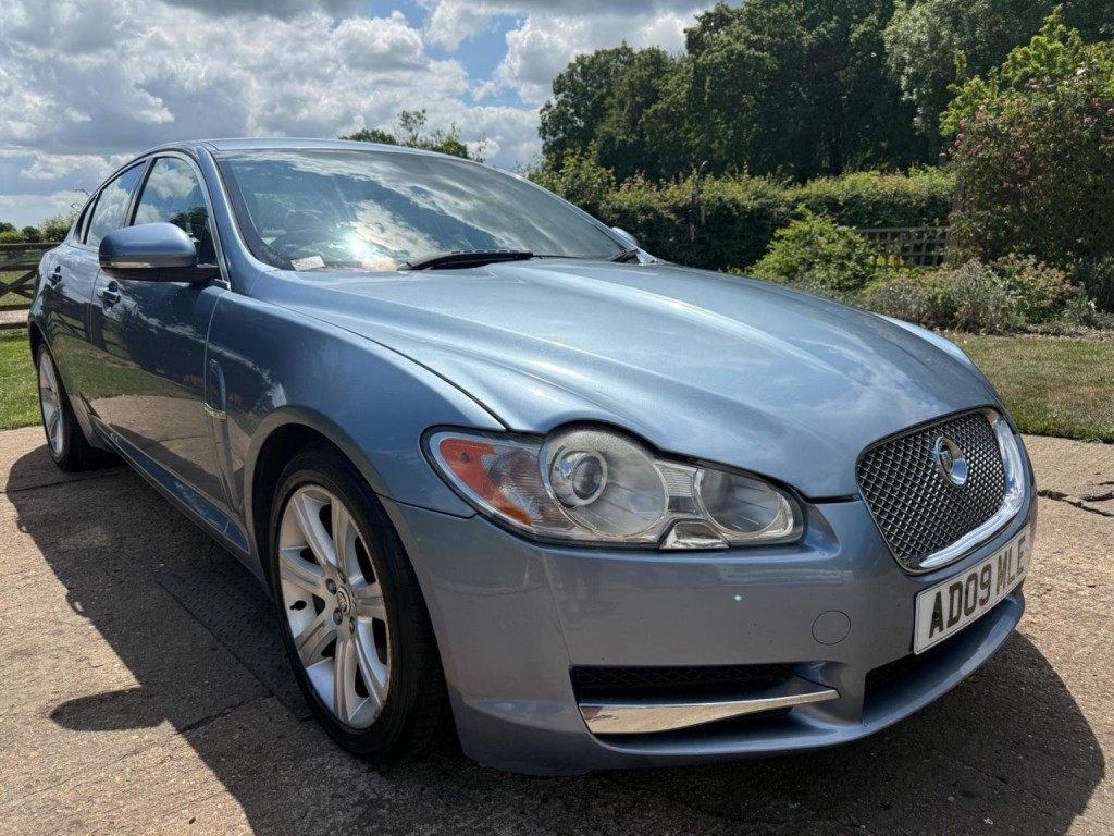 View JAGUAR XF 3.0d V6 Luxury Auto Euro 5 4dr
