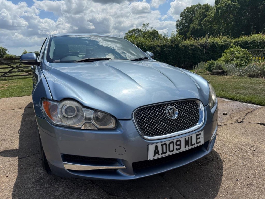 View JAGUAR XF 3.0d V6 Luxury Auto Euro 5 4dr