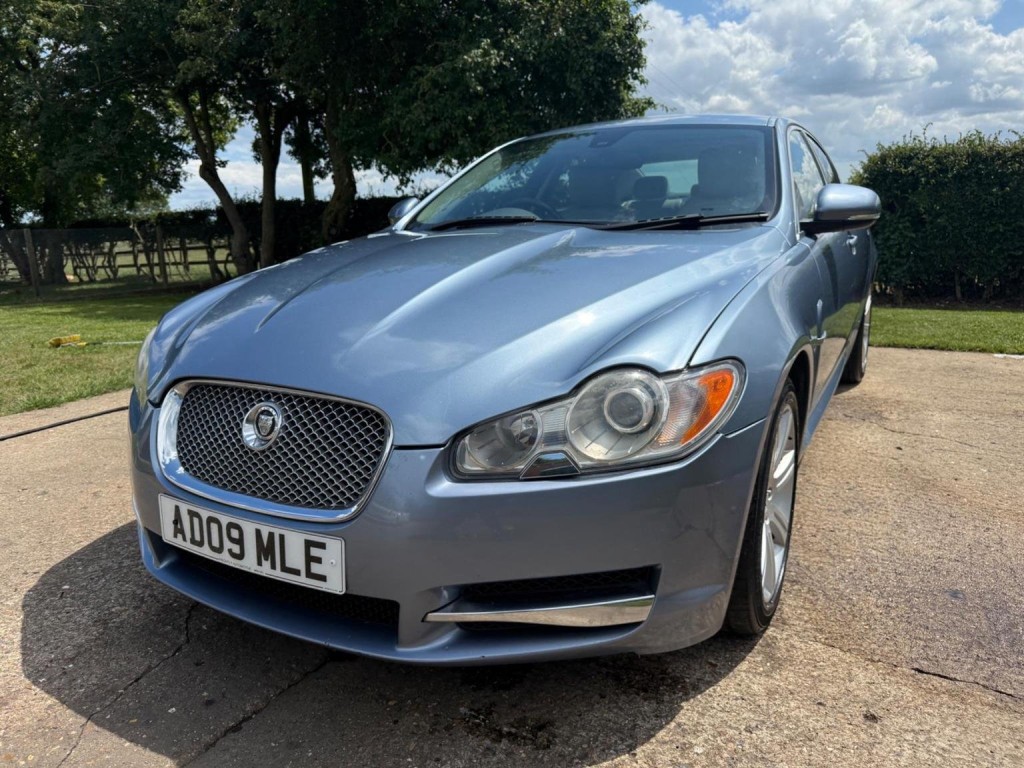 JAGUAR XF