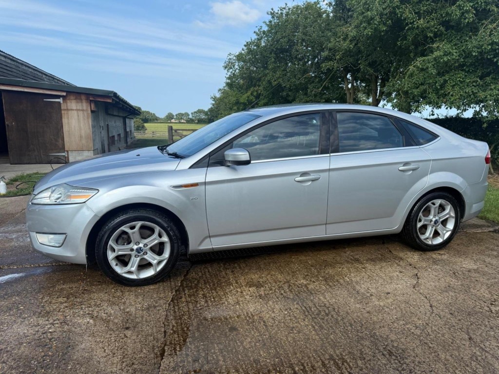 FORD MONDEO