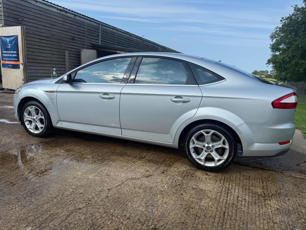 FORD MONDEO