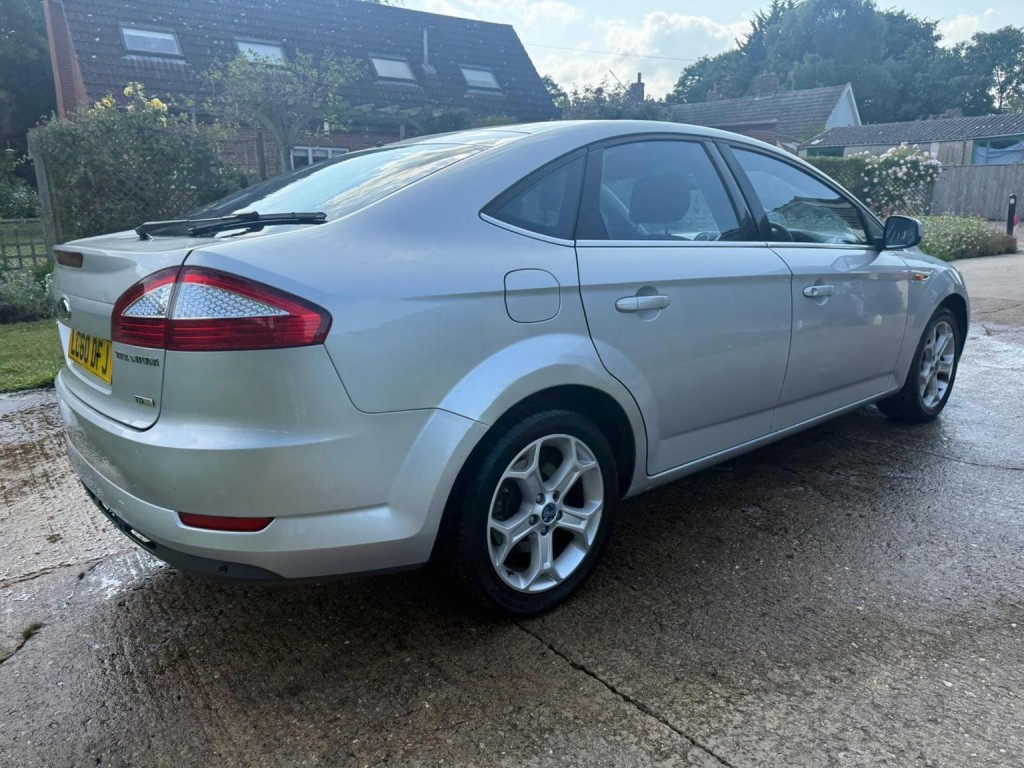 FORD MONDEO