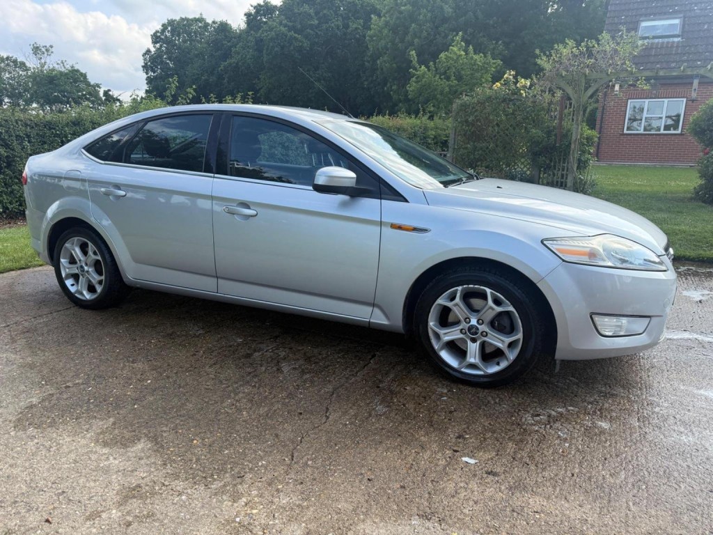 FORD MONDEO