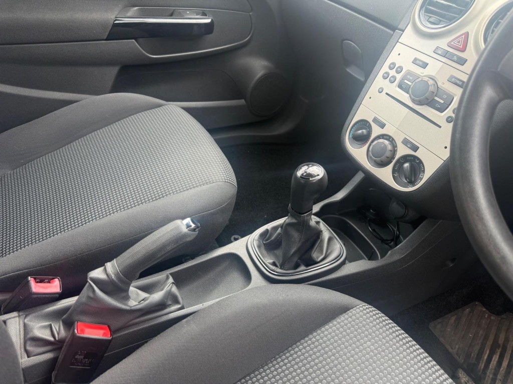 VAUXHALL CORSA