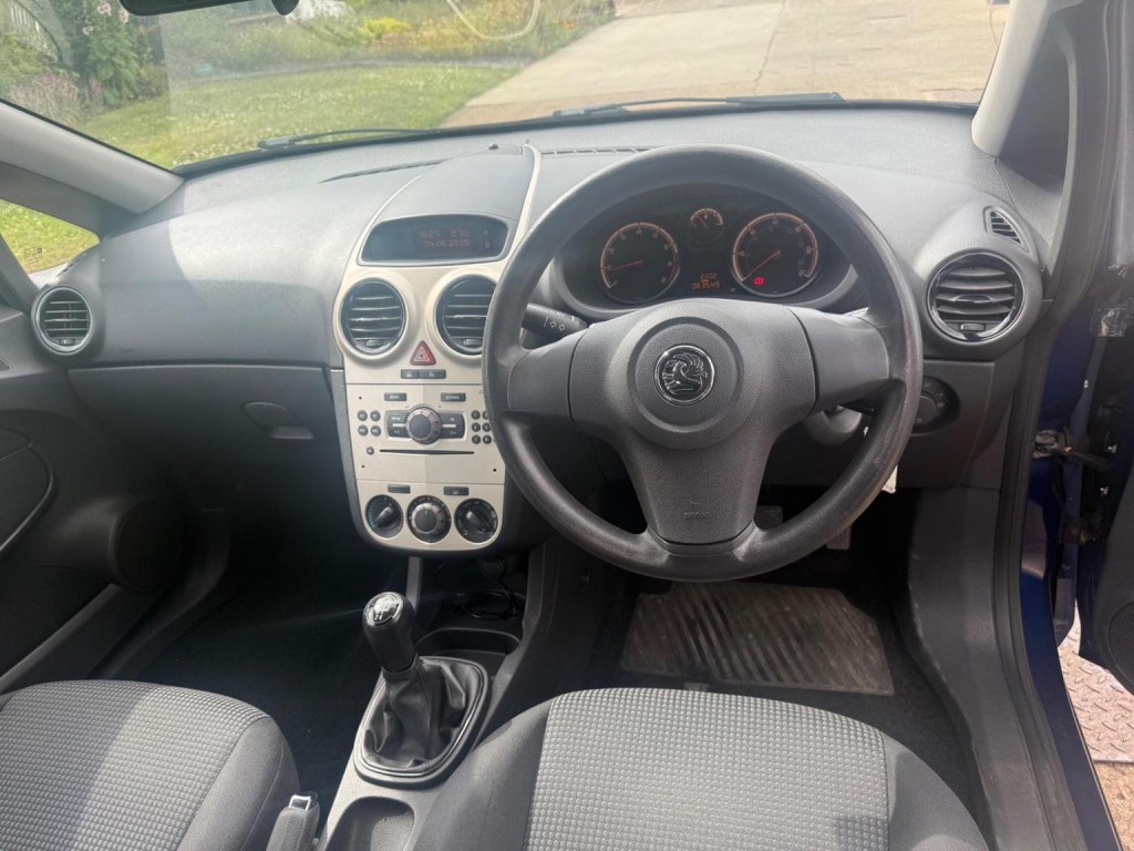 VAUXHALL CORSA