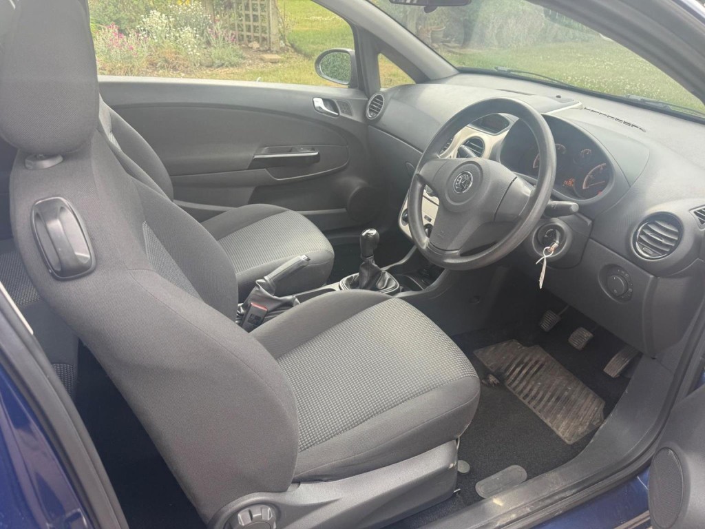 VAUXHALL CORSA