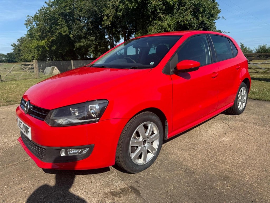 VOLKSWAGEN POLO