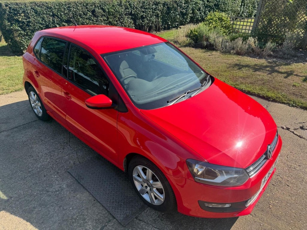 VOLKSWAGEN POLO