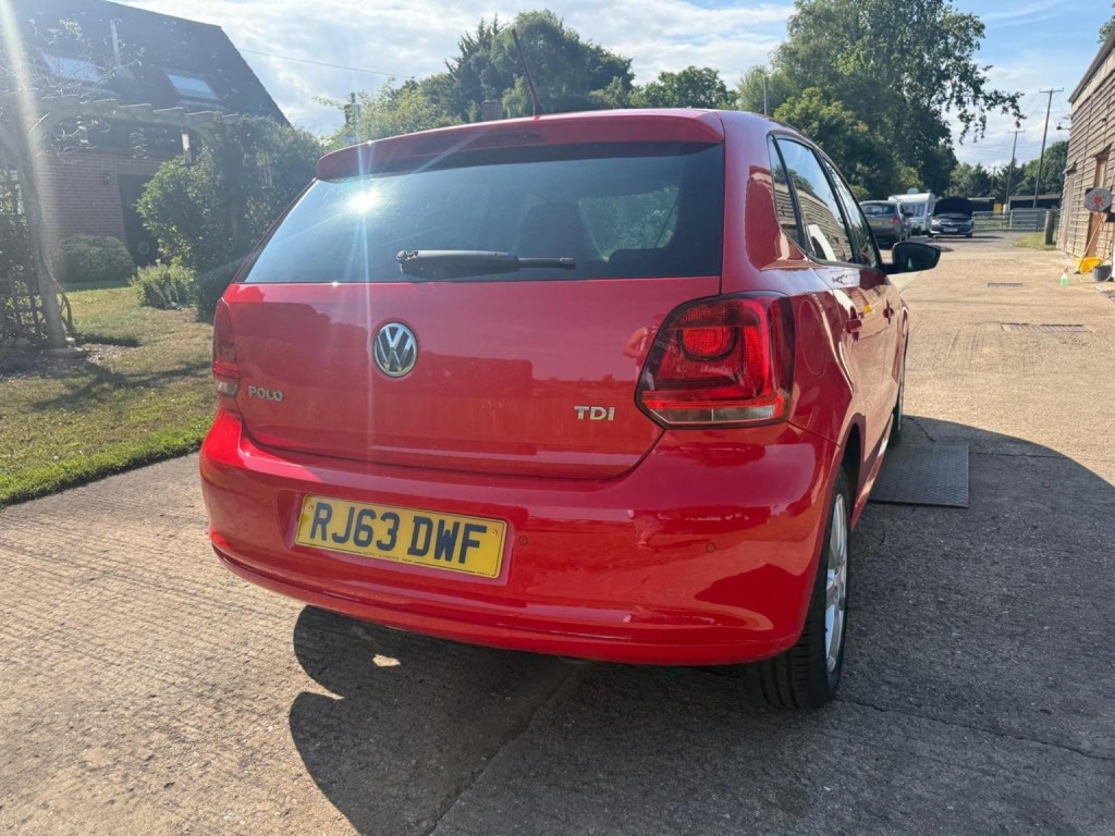 VOLKSWAGEN POLO