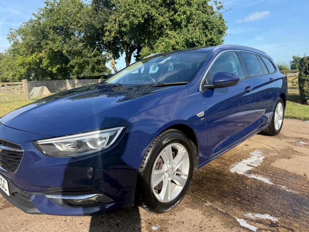 VAUXHALL INSIGNIA