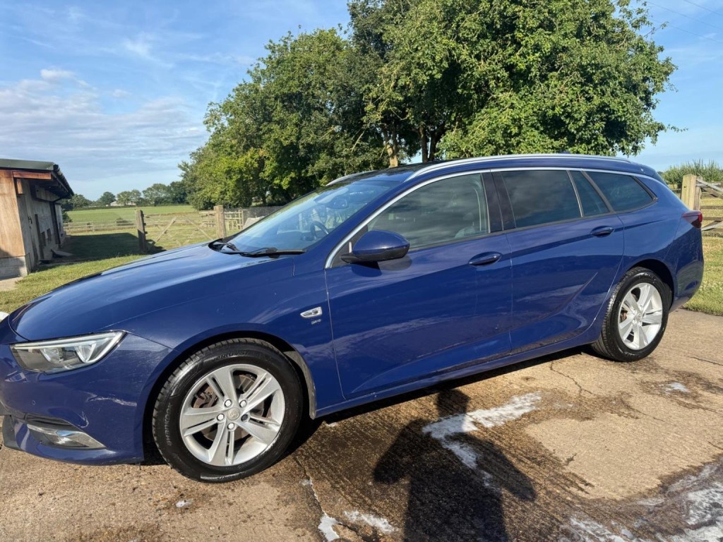 VAUXHALL INSIGNIA