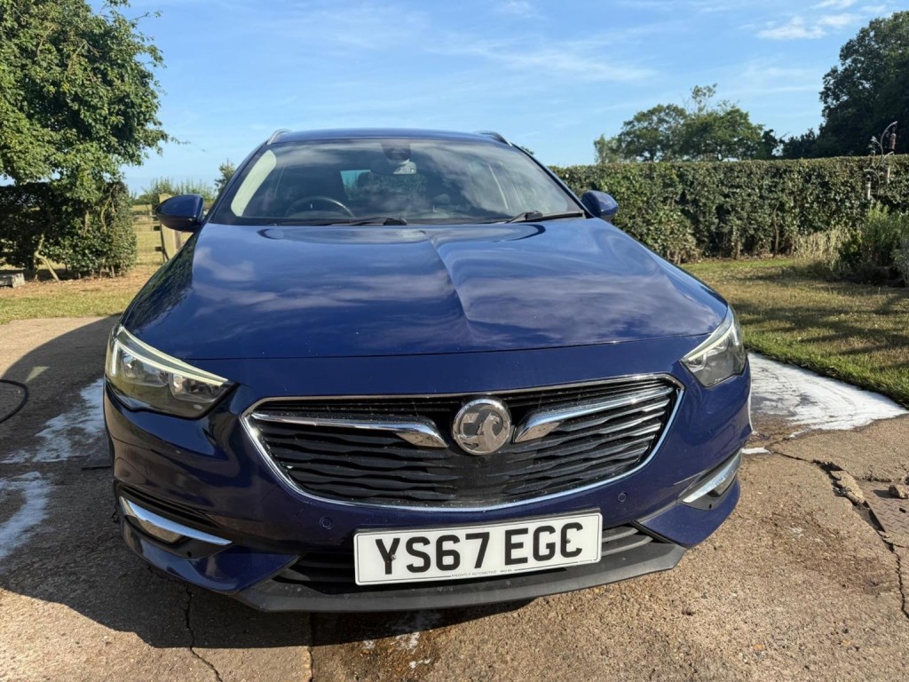 VAUXHALL INSIGNIA