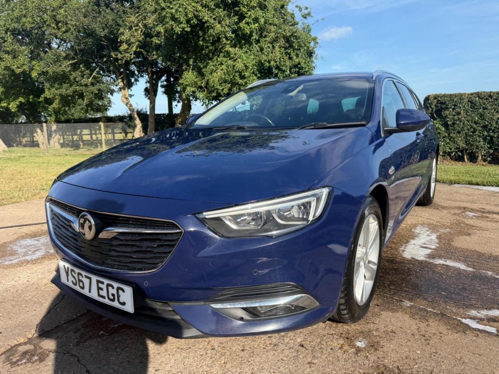VAUXHALL INSIGNIA