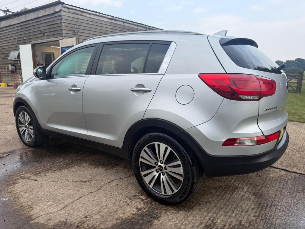 KIA SPORTAGE