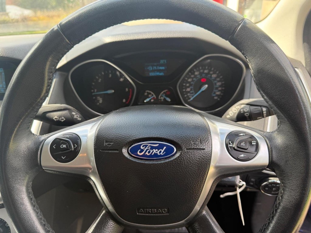FORD FOCUS