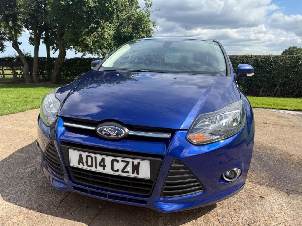 View FORD FOCUS 1.6 TDCi Zetec Euro 5 (s/s) 5dr