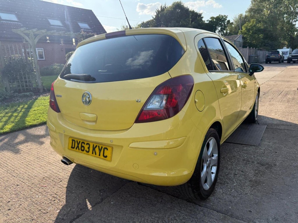 VAUXHALL CORSA