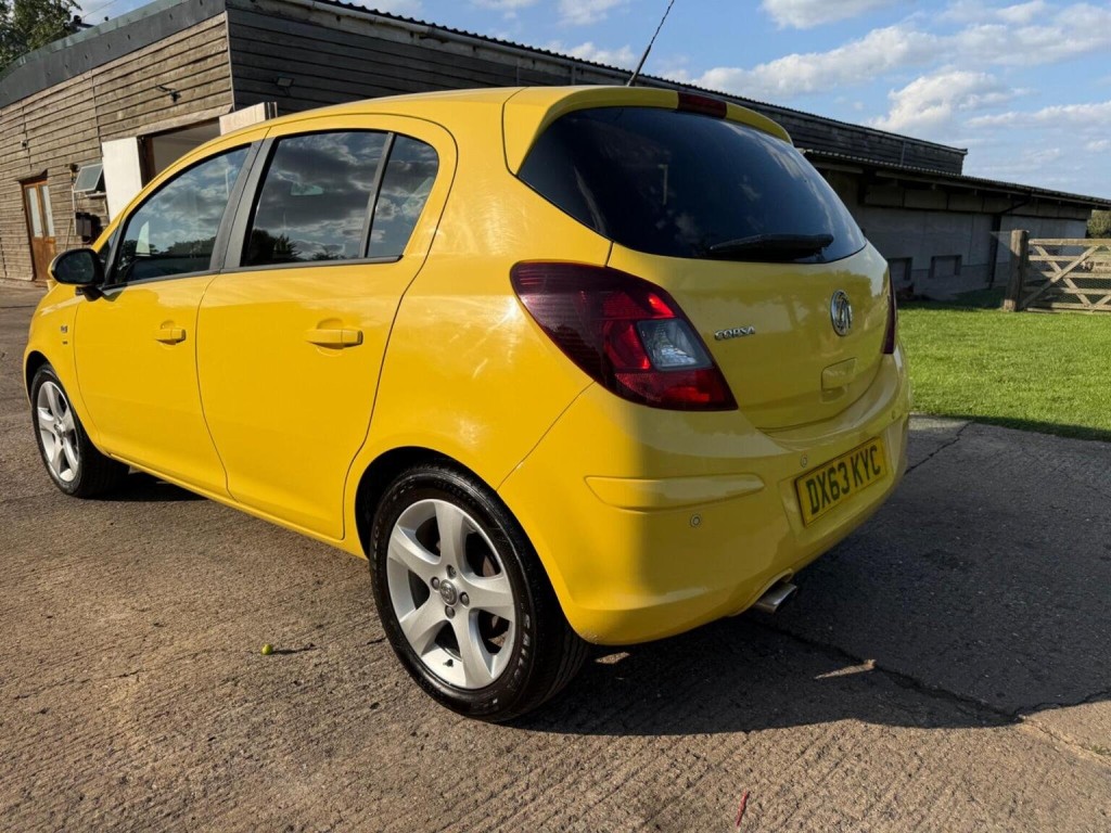 VAUXHALL CORSA