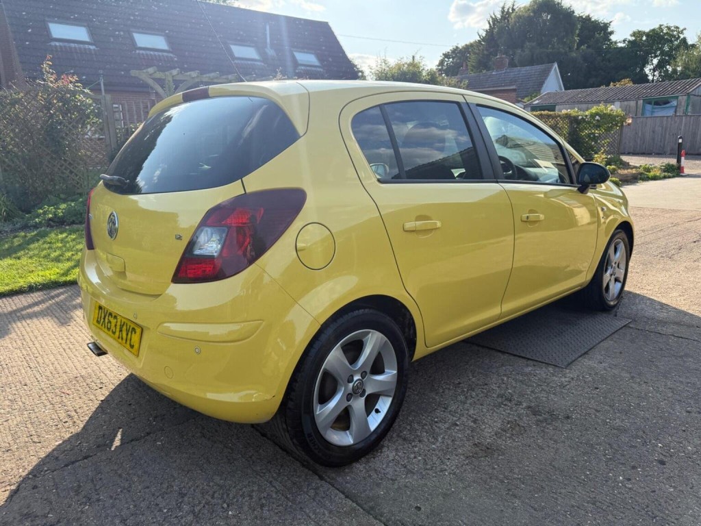 VAUXHALL CORSA